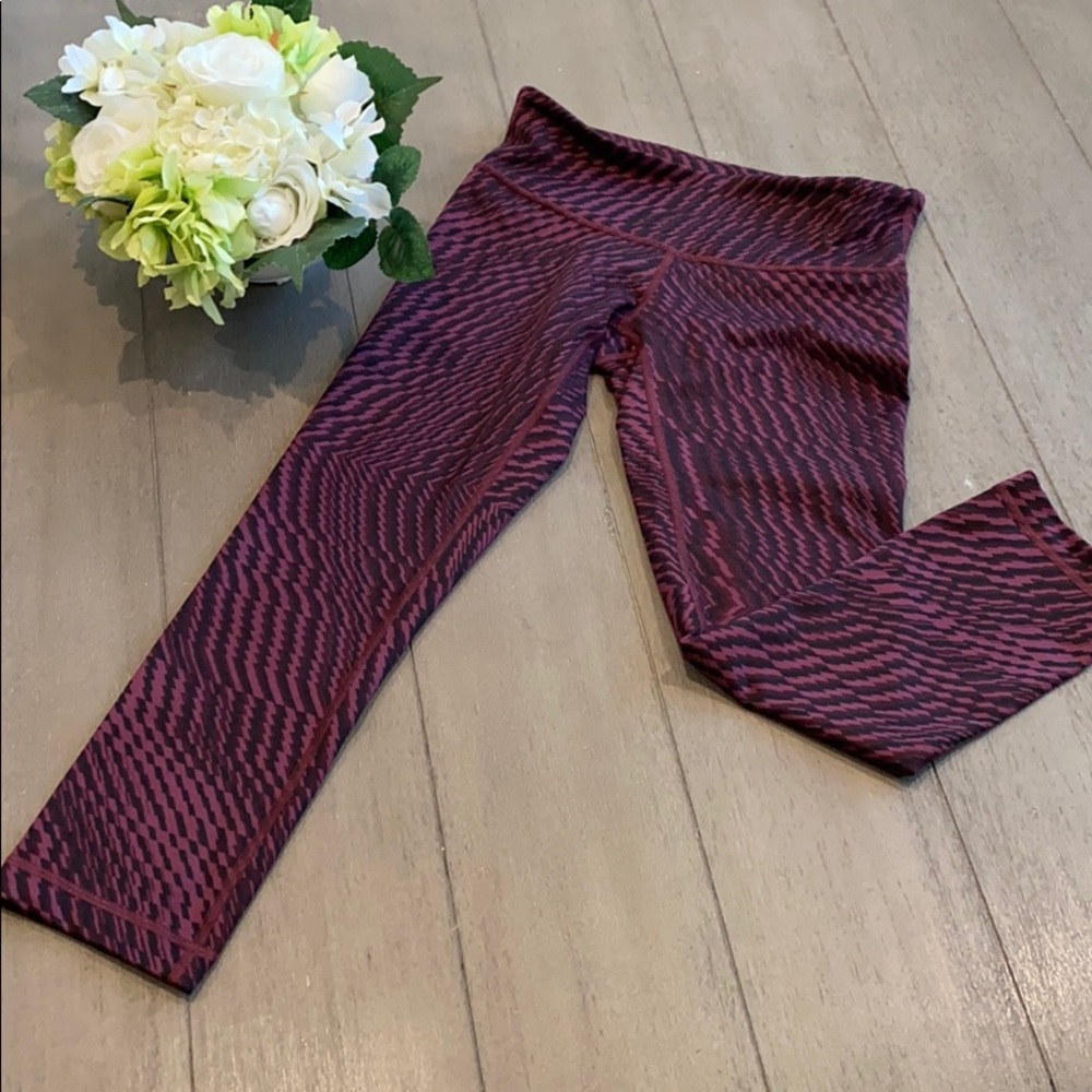 Lululemon Capri tights sz 4
